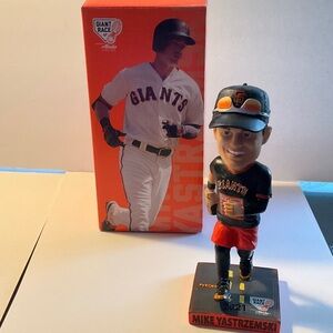 SF Giants bobblehead Mike Yastrzemski